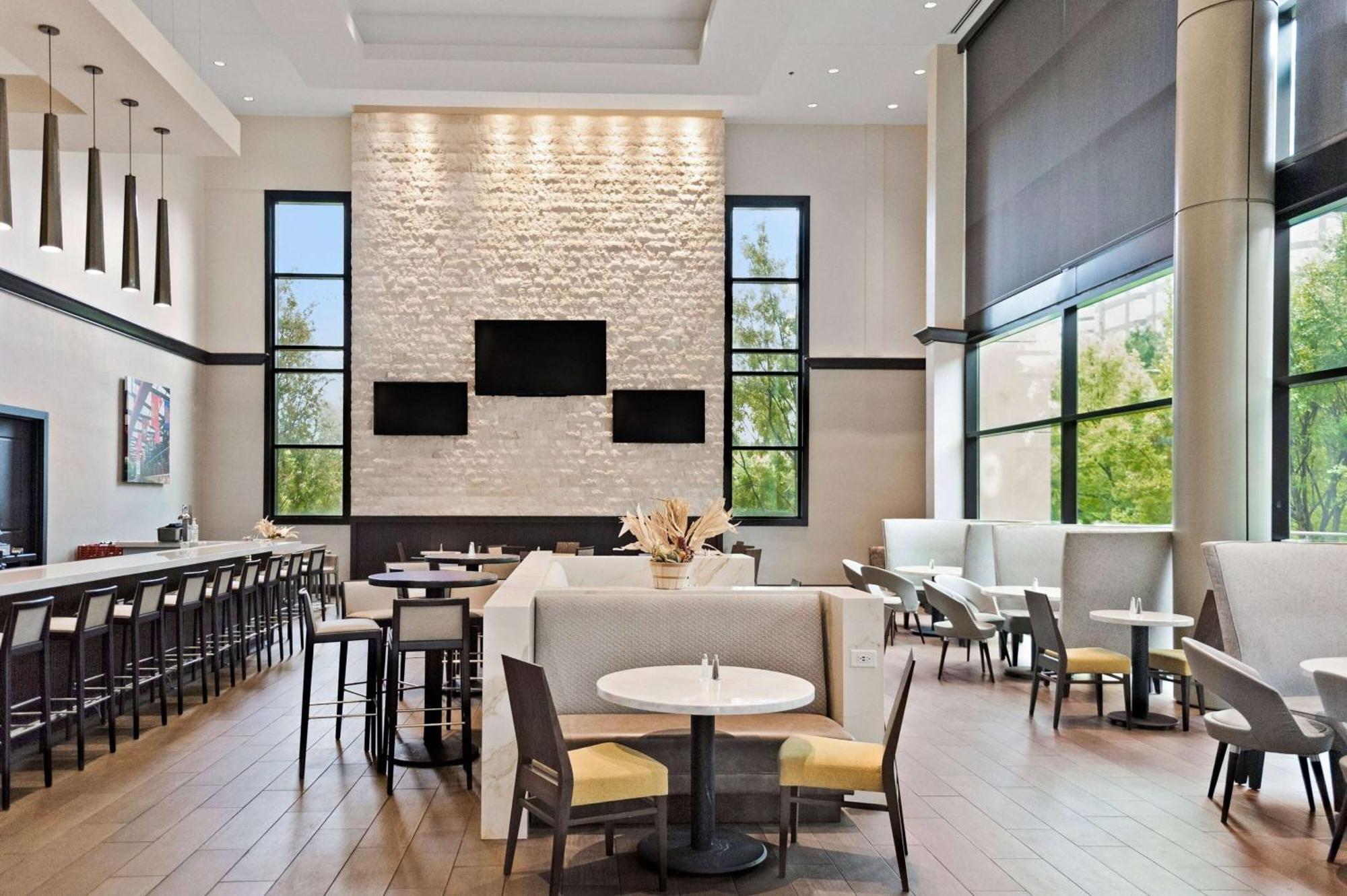 Wyndham Atlanta Buckhead Hotel & Conference Center Exterior foto